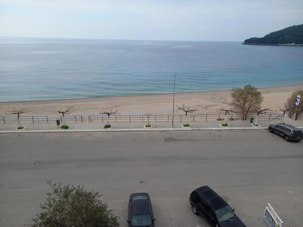 Hotel Prinos Himare Buitenkant foto