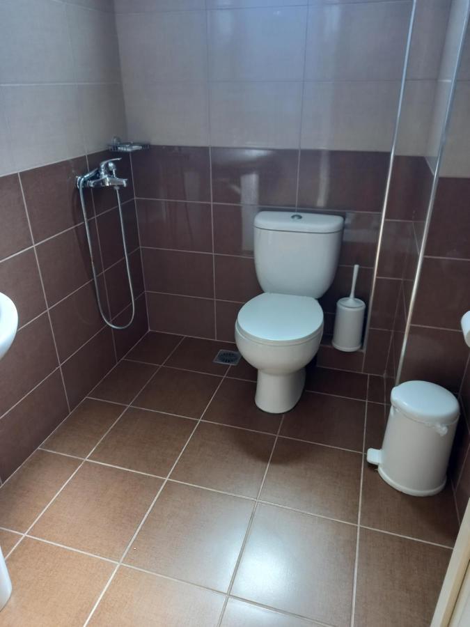 Hotel Prinos Himare Buitenkant foto
