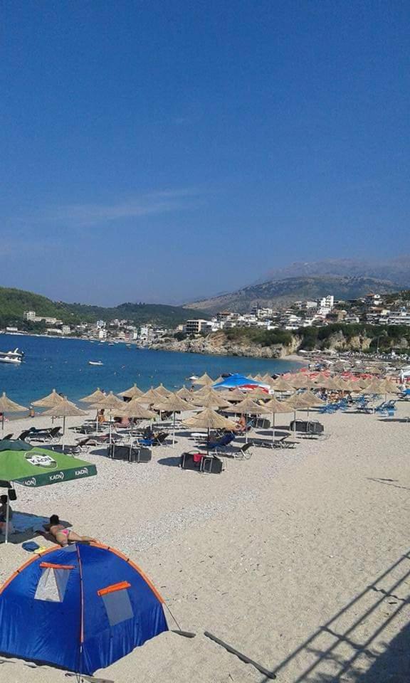 Hotel Prinos Himare Buitenkant foto
